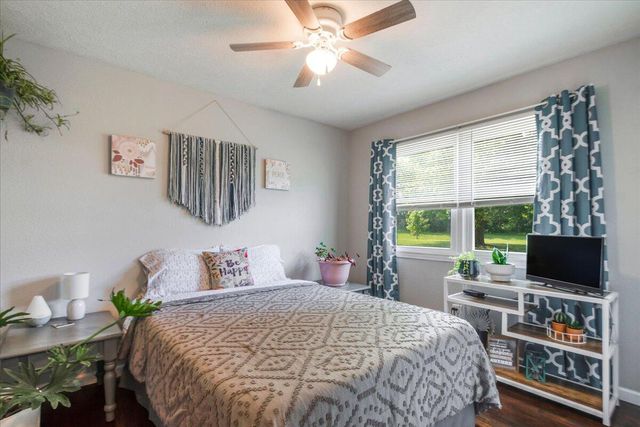 525 W Erie Street, Springfield, MO 65807
