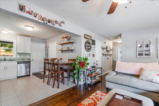 525 W Erie Street, Springfield, MO 65807