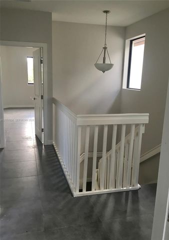 3670 SW 69th Avenue, Miami, FL 33155