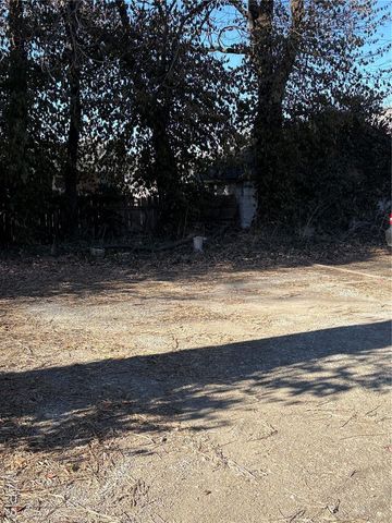 23 N 11th Street, Belleville, IL 62220