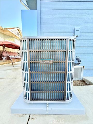 423 E Adams, Santa Ana, CA 92707