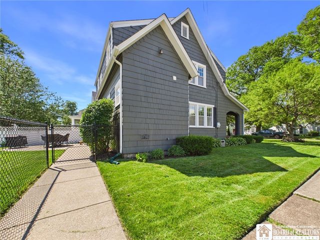 256 Highland Avenue, Hamburg, NY 14075
