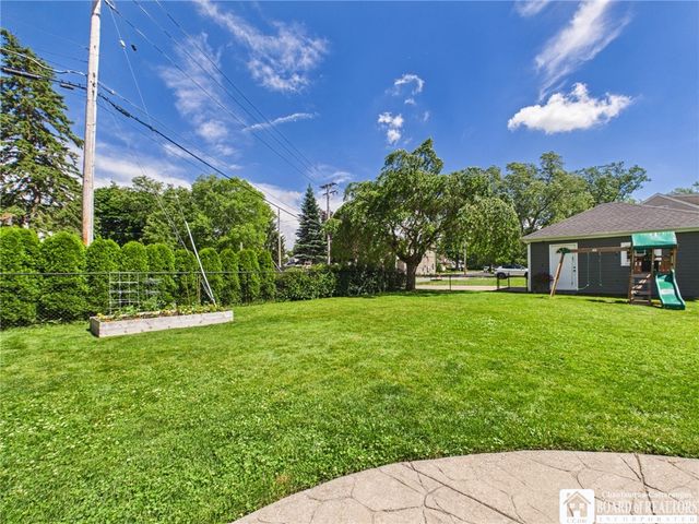 256 Highland Avenue, Hamburg, NY 14075