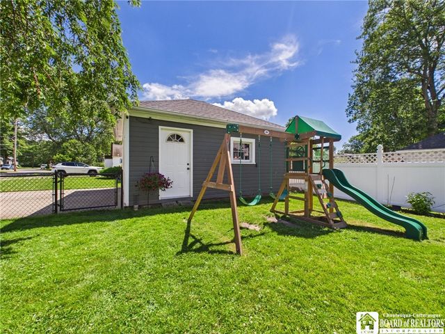 256 Highland Avenue, Hamburg, NY 14075