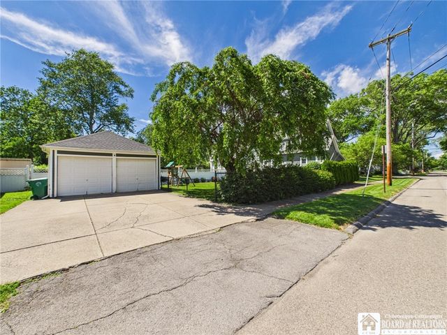 256 Highland Avenue, Hamburg, NY 14075