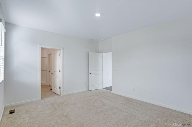 4808 Lynxes Way, Johnstown, CO 80534