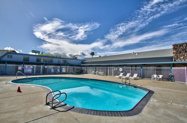 150 Kern Street 96, Salinas, CA 93905