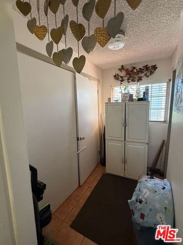 1041 W 1st Street, San Pedro (los Angeles), CA 90731