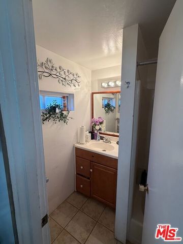 1041 W 1st Street, San Pedro (los Angeles), CA 90731