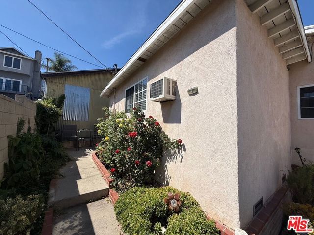1041 W 1st Street, San Pedro (los Angeles), CA 90731