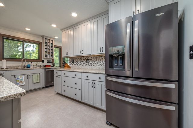 451 N Wilson Avenue, Morehead, KY 40351