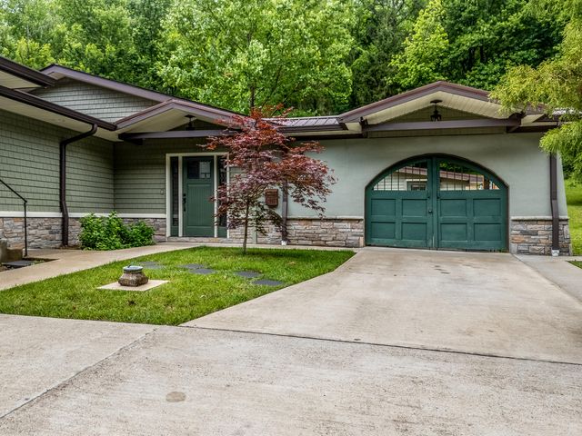 451 N Wilson Avenue, Morehead, KY 40351