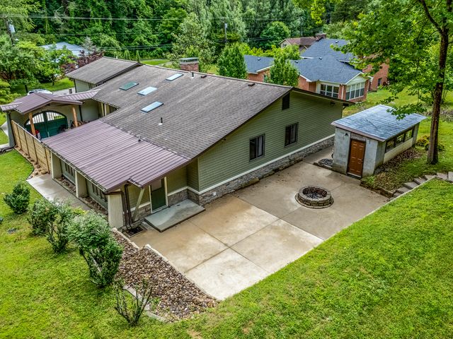 451 N Wilson Avenue, Morehead, KY 40351