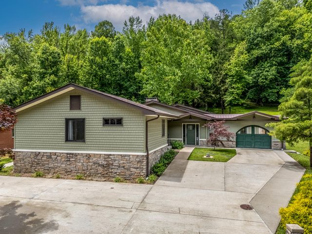 451 N Wilson Avenue, Morehead, KY 40351