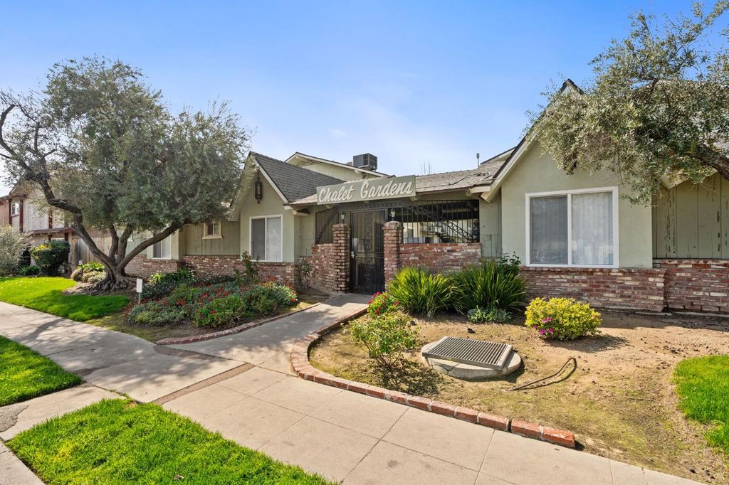 2017 N Winery Avenue, Fresno, CA 93703