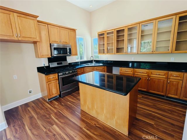 30 Victoria Lane, Sierra Madre, CA 91024