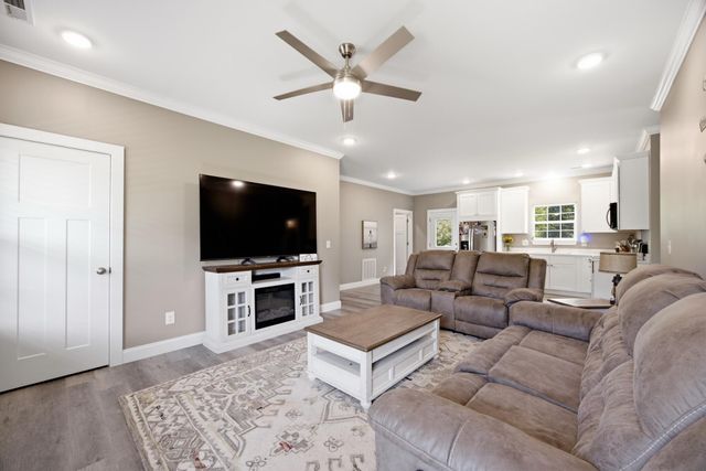 144 Union Hill Lane, Athens, TN 37303