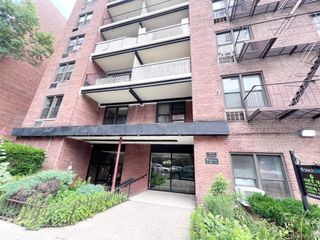 38-25 Parsons Boulevard 5A, Flushing, NY 11354