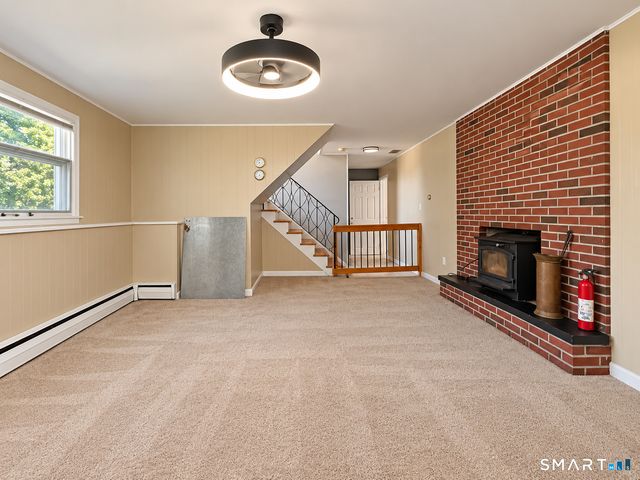 18 Overlook Road, Ledyard, CT 06335