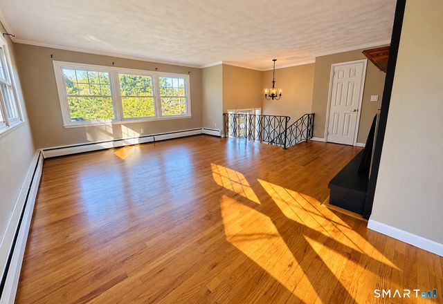 18 Overlook Road, Ledyard, CT 06335