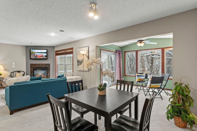 551 Stonewood Lane, Burnsville, MN 55306