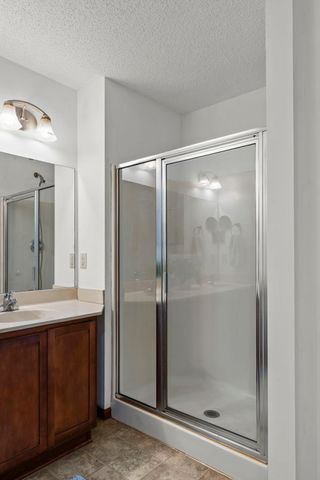 551 Stonewood Lane, Burnsville, MN 55306