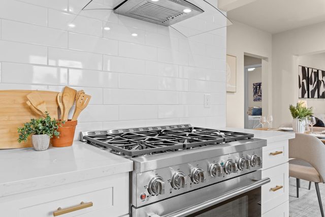 2200 7th Ave, Sacramento, CA 95818