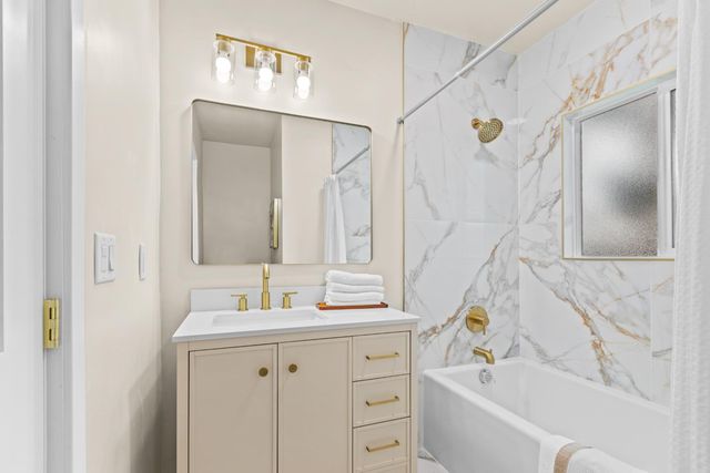 2200 7th Ave, Sacramento, CA 95818