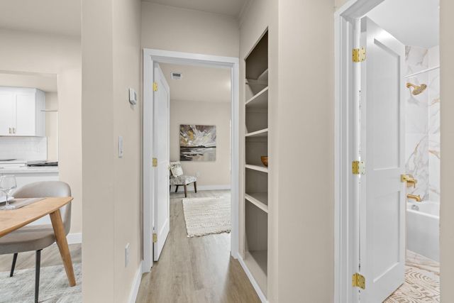 2200 7th Ave, Sacramento, CA 95818