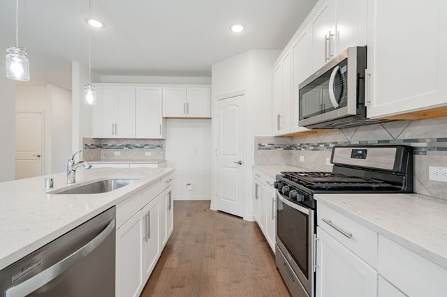 347 Meredith Drive, Fate, TX 75087
