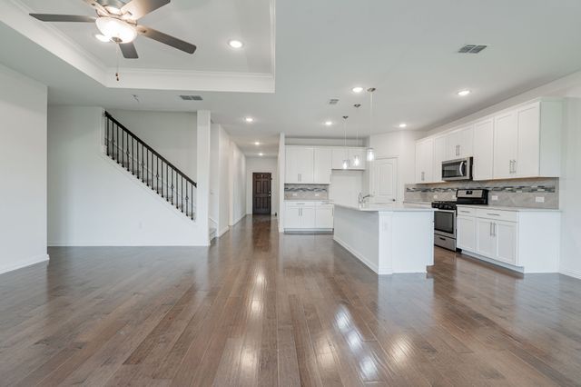 347 Meredith Drive, Fate, TX 75087