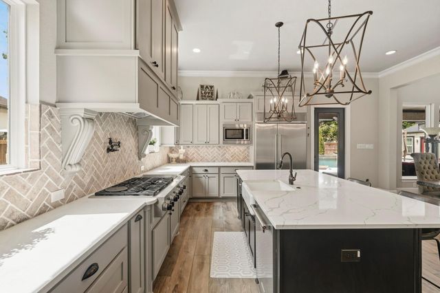 2319 Red Fox Drive, Missouri City, TX 77459