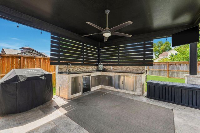 2319 Red Fox Drive, Missouri City, TX 77459