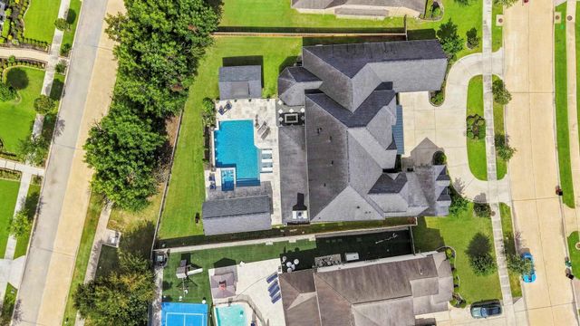 2319 Red Fox Drive, Missouri City, TX 77459