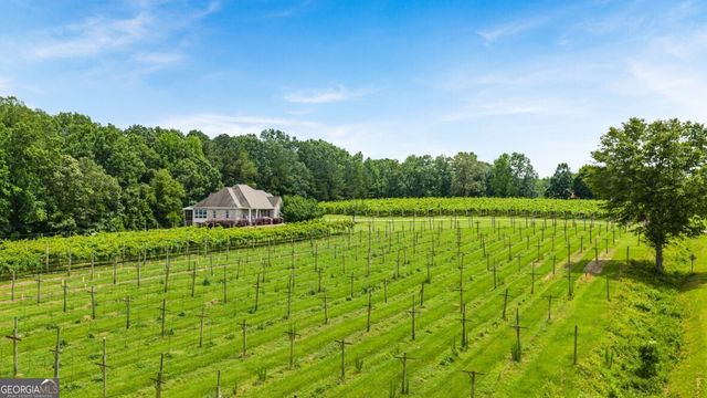 118 Crooked Lake Park, Villa Rica, GA 30180