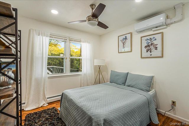 27 Stuyvesant Street, Huntington, NY 11743