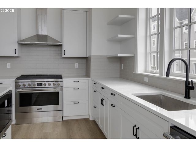 1128 Ne SEASCAPE Ave, Depoe Bay, OR 97341