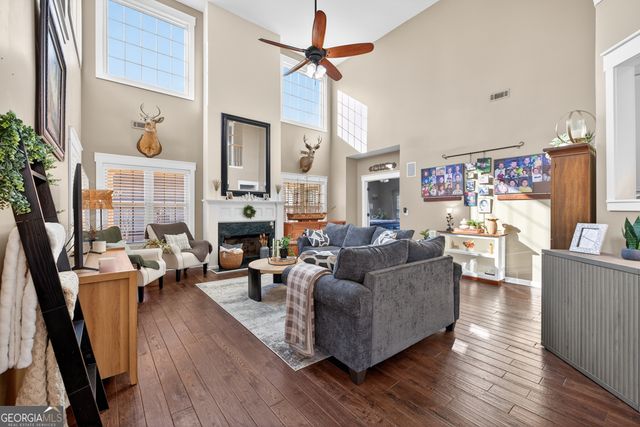 56 Walnut Ridge Drive, Hoschton, GA 30548