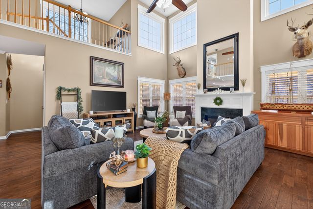 56 Walnut Ridge Drive, Hoschton, GA 30548