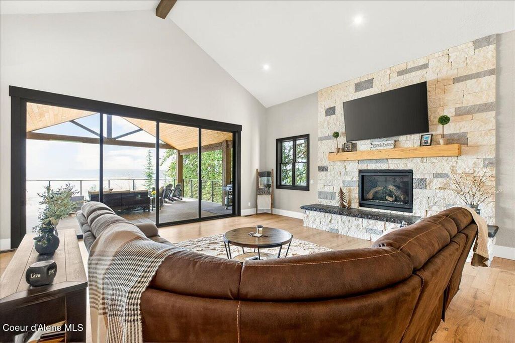 6247 W Onyx CIR, Coeur d'Alene, ID 83814 photo 9