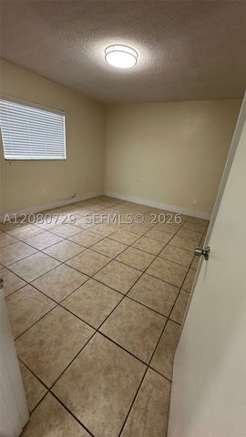 380 E 35th St 9, Hialeah, FL 33013