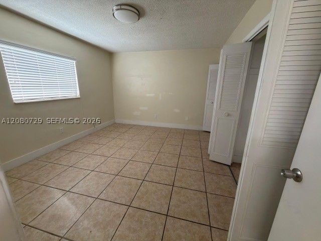380 E 35th St 9, Hialeah, FL 33013