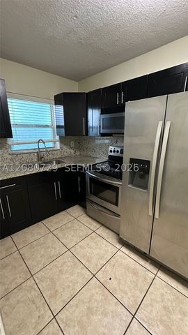 380 E 35th St 9, Hialeah, FL 33013