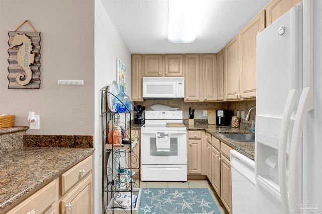 154 Ethel Wingate Dr 104, Pensacola, FL 32507