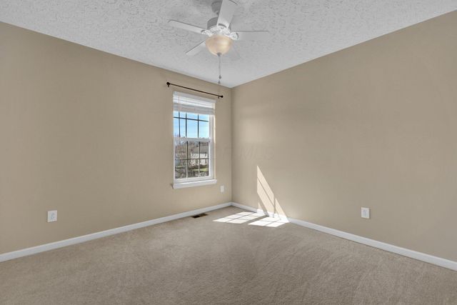 1208 Parsons Court, Pataskala, OH 43062