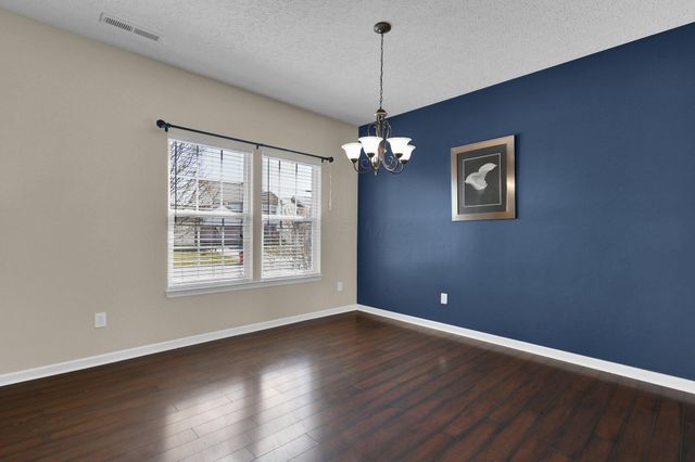 1208 Parsons Court, Pataskala, OH 43062