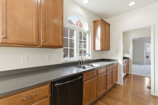 125 Windham Dr, Hendersonville, TN 37075