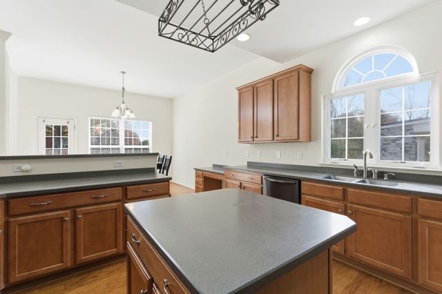 125 Windham Dr, Hendersonville, TN 37075