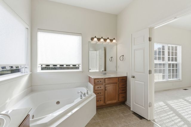 125 Windham Dr, Hendersonville, TN 37075