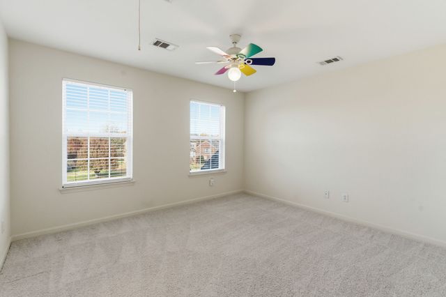 125 Windham Dr, Hendersonville, TN 37075